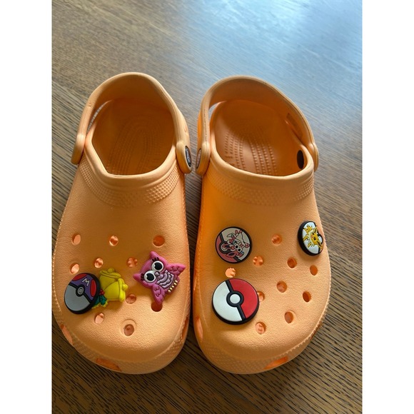 CROCS Other - Crocs with 6 Charms – Peachy‎ Orange – Size 4/6
